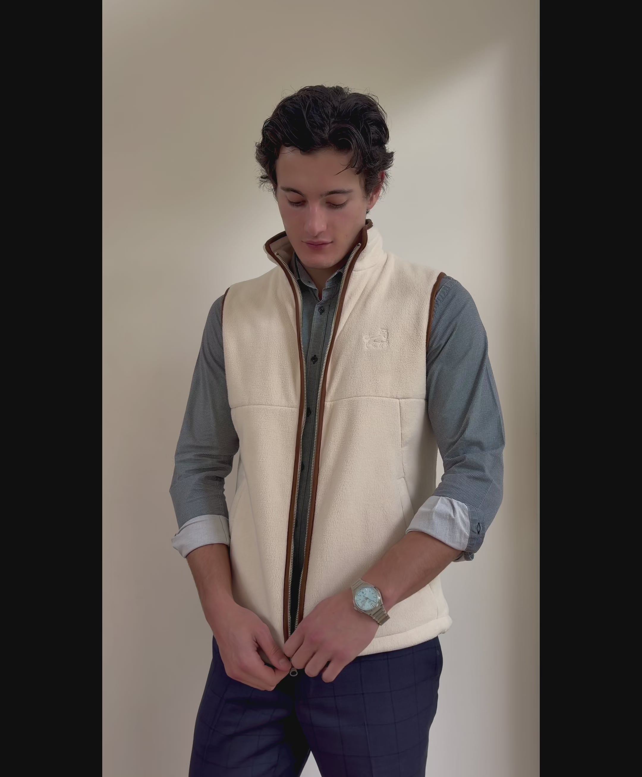Aurox & Co Harbour Gilet in Ivory